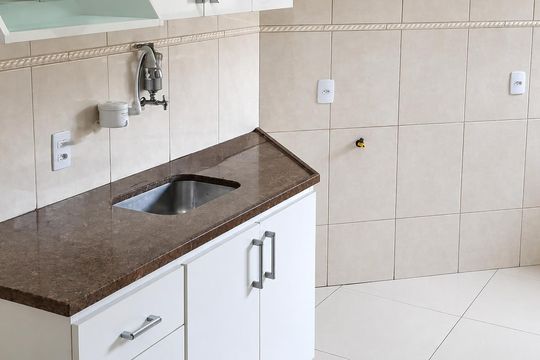 Cozinha de apartamento à venda com 2 quartos, 52m² em Jardim Maria Estela, São Paulo