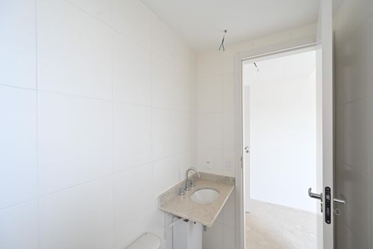 Banheiro da Suíte de apartamento para alugar com 2 quartos, 66m² em Vila da Saúde, São Paulo