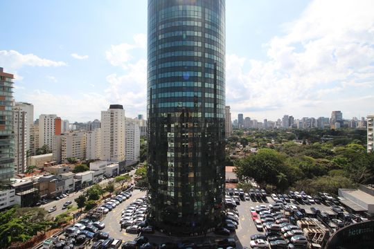 Apartamento à venda com 1 quarto, 43m² em Itaim Bibi, São Paulo