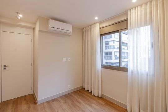 Quarto 2 de apartamento para alugar com 2 quartos, 57m² em Indianópolis, São Paulo