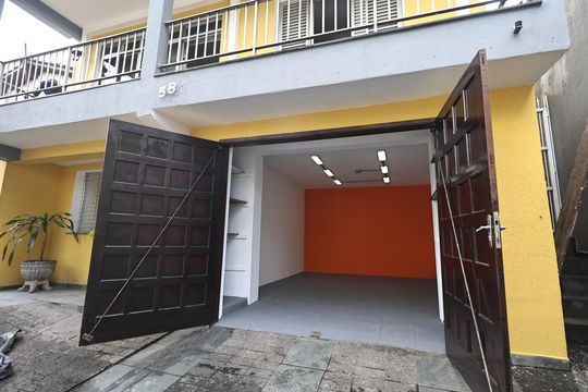 Garagem de casa para alugar com 4 quartos, 190m² em Vila Pires, Santo André