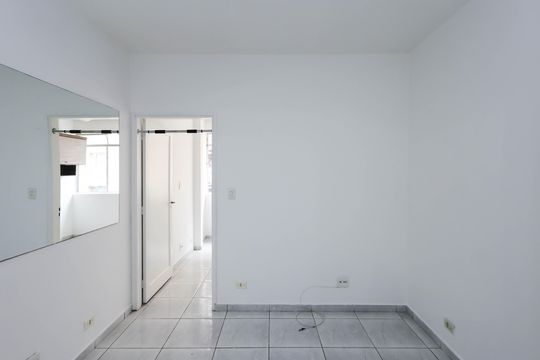 Sala e Cozinha de apartamento à venda com 1 quarto, 30m² em Liberdade, São Paulo
