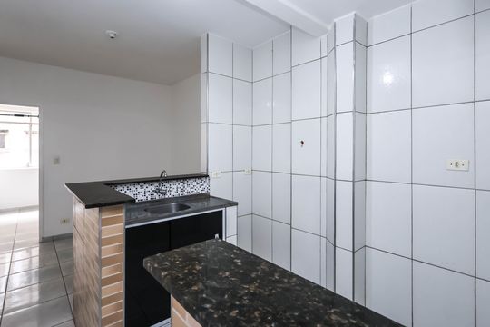 Sala e Cozinha de apartamento à venda com 1 quarto, 30m² em Liberdade, São Paulo
