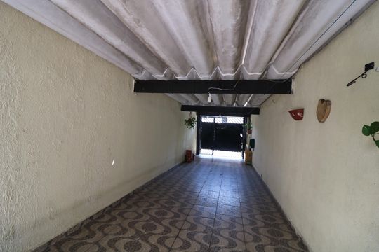 Garagem de casa à venda com 3 quartos, 116m² em Jardim Nove de Julho, São Paulo