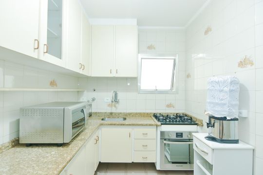 Cozinha de apartamento para alugar com 2 quartos, 55m² em Jardim Tranquilidade, Guarulhos