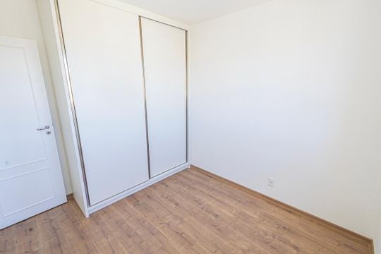 Quarto 1 de apartamento para alugar com 2 quartos, 56m² em Serrano, Belo Horizonte