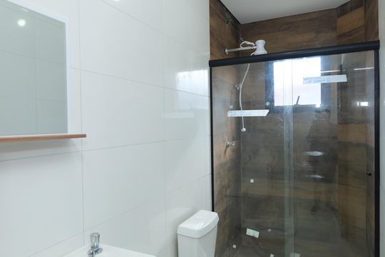 Banheiro de apartamento para alugar com 1 quarto, 50m² em Itaquera, São Paulo