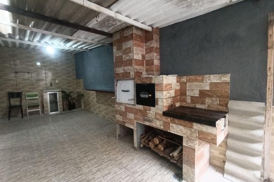 Casa para alugar com 2 quartos, 80m² em Cruzeiro do Sul, Nova Iguaçu