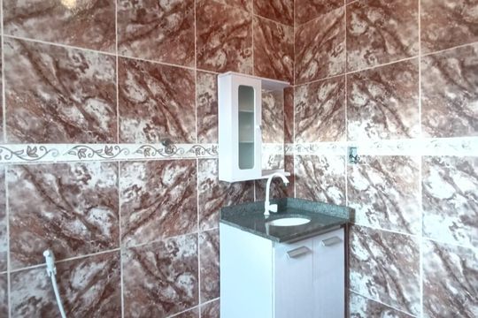 Casa para alugar com 2 quartos, 80m² em Cruzeiro do Sul, Nova Iguaçu
