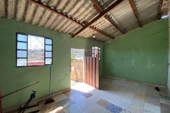 Casa para alugar com 2 quartos, 180m² em Jardim das Alterosas - 2ª Seção, Betim