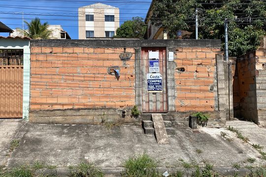 Casa para alugar com 2 quartos, 180m² em Jardim das Alterosas - 2ª Seção, Betim