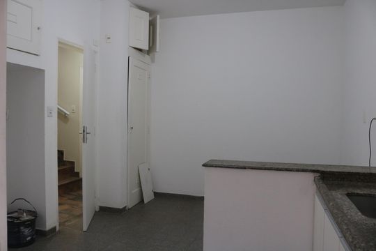 Cozinha de casa para alugar com 3 quartos, 160m² em Água Branca, São Paulo