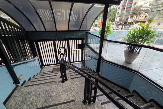 Fachada de apartamento para alugar com 2 quartos, 84m² em Guilhermina, Praia Grande