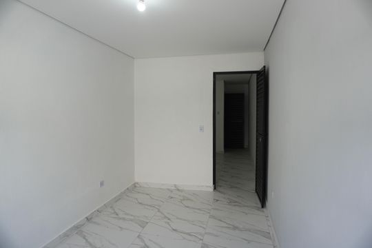 Casa para alugar com 1 quarto, 50m² em Gleba do Pêssego, São Paulo