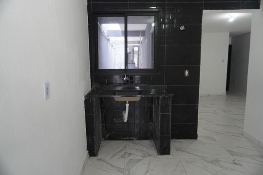 Casa para alugar com 1 quarto, 50m² em Gleba do Pêssego, São Paulo