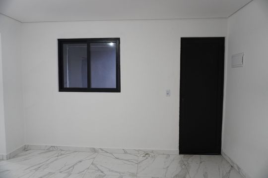Casa para alugar com 1 quarto, 50m² em Gleba do Pêssego, São Paulo