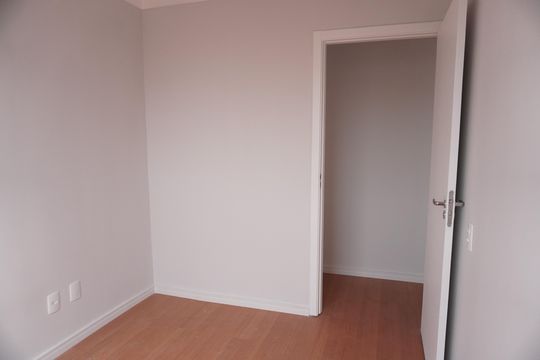 Apartamento para alugar com 2 quartos, 42m² em Jardim Helian, São Paulo