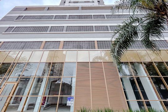 Fachada com Plaquinha de apartamento para alugar com 2 quartos, 68m² em Tatuapé, São Paulo