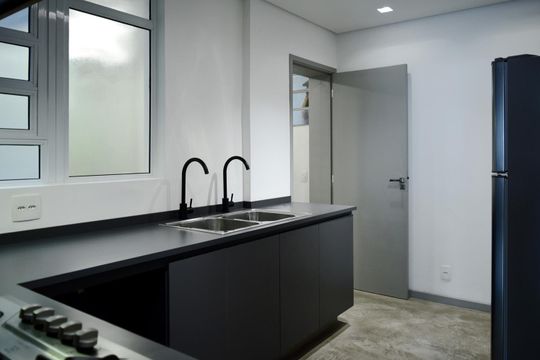 Cozinha de apartamento à venda com 1 quarto, 112m² em Jardim Paulista, São Paulo