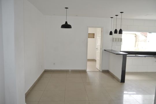 Casa à venda com 3 quartos, 110m² em Del Castilho, Rio de Janeiro