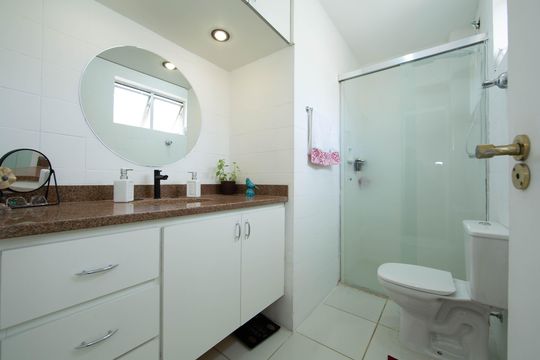 BANHEIRO2 de apartamento à venda com 4 quartos, 140m² em Alto Barroca, Belo Horizonte