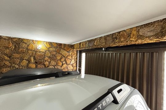 Garagem de casa à venda com 3 quartos, 272m² em Jardim Las Vegas, Santo André