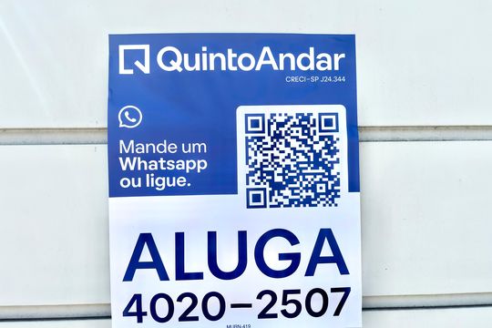 Fachada de casa para alugar com 2 quartos, 80m² em Vila Paranagua, São Paulo