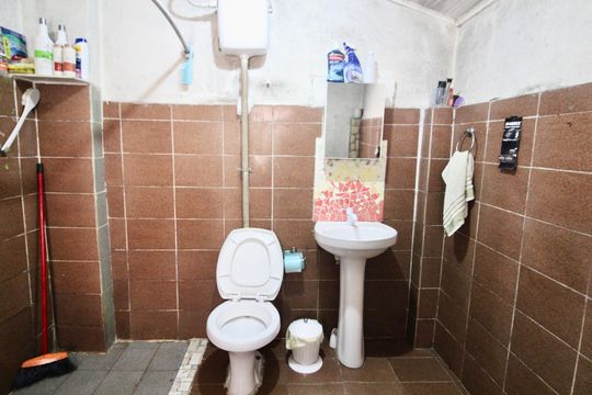 Banheiro 1 de casa para alugar com 2 quartos, 70m² em Vila Paranagua, São Paulo