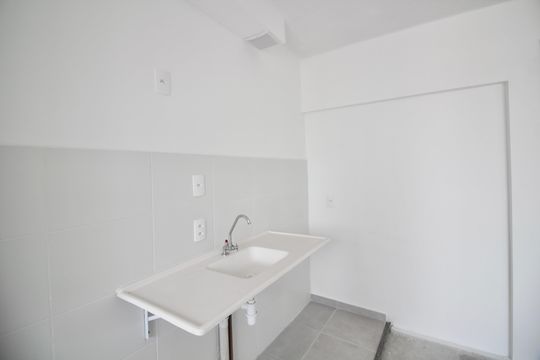 Cozinha de apartamento à venda com 2 quartos, 38m² em Vila Campanela, São Paulo