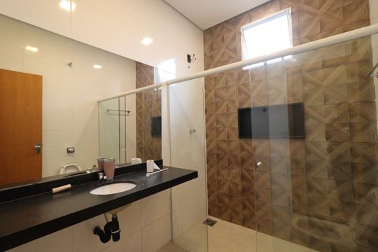 Banheiro de casa para alugar com 2 quartos, 125m² em Planalto Verde, Ribeirão Preto