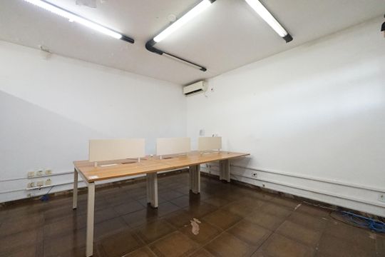 Casa para alugar com 5 quartos, 426m² em Vila Monumento, São Paulo