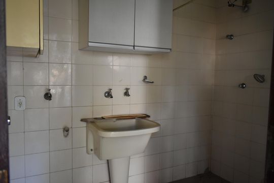 Área de Serviço de casa à venda com 4 quartos, 234m² em Vila da Saúde, São Paulo