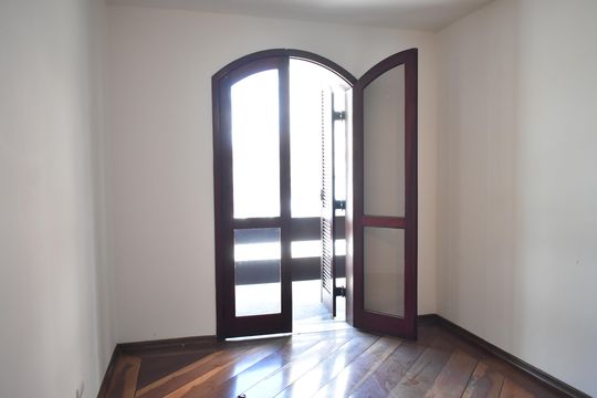 Quarto 1 de casa à venda com 4 quartos, 234m² em Vila da Saúde, São Paulo