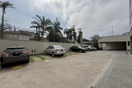 Garagem  de apartamento para alugar com 2 quartos, 50m² em Santo Amaro, São Paulo