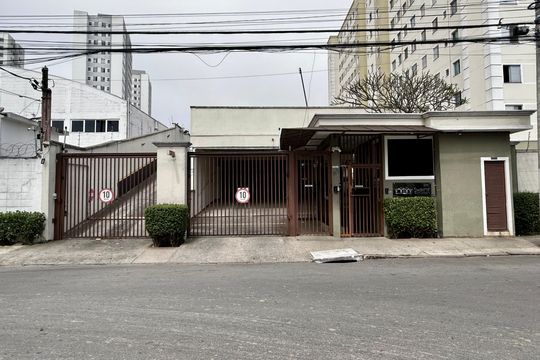 Fachada  de apartamento para alugar com 2 quartos, 50m² em Santo Amaro, São Paulo