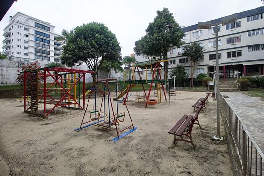Área comum - Playground de apartamento à venda com 3 quartos, 200m² em Batel, Curitiba