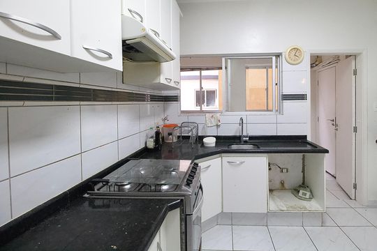 Cozinha de apartamento à venda com 3 quartos, 200m² em Batel, Curitiba