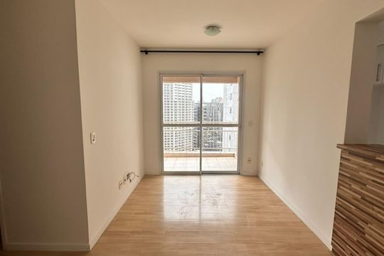 Sala de apartamento para alugar com 2 quartos, 49m² em Santo Amaro, São Paulo