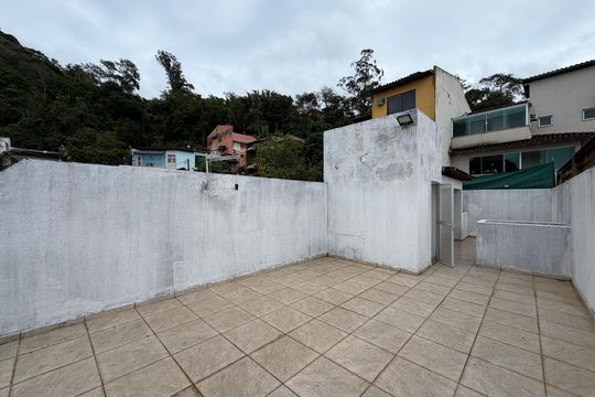 Cobertura de casa de condomínio para alugar com 3 quartos, 130m² em Taquara, Rio de Janeiro