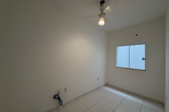 Quarto 1 de casa de condomínio para alugar com 3 quartos, 130m² em Taquara, Rio de Janeiro