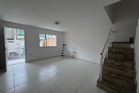 Casa de Condomínio para alugar com 3 quartos, 130m² em Taquara, Rio de Janeiro
