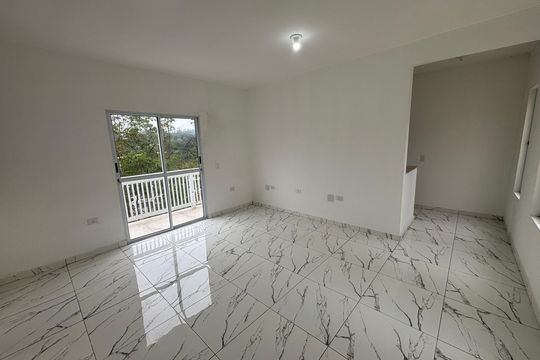 Casa à venda com 2 quartos, 126m² em Vila Moderna, Ribeirão Pires