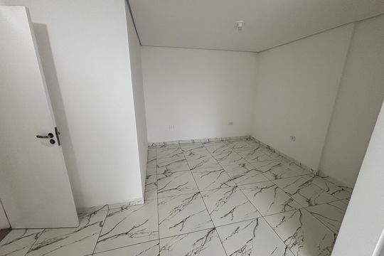 Suite 2 de casa à venda com 2 quartos, 126m² em Vila Moderna, Ribeirão Pires