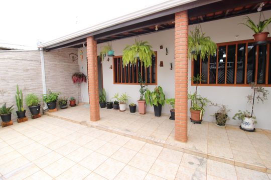 Casa para alugar com 2 quartos, 190m² em Jardim Maria Eugenia, Sorocaba