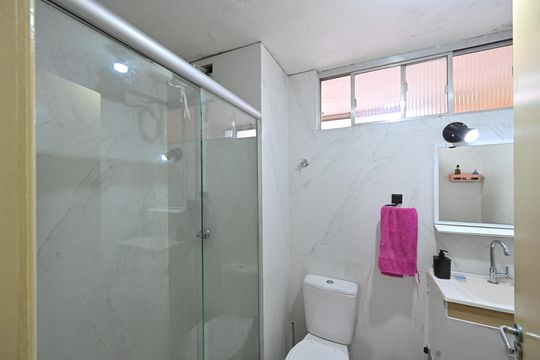 Banheiro Social  de apartamento à venda com 3 quartos, 84m² em Mirandópolis, São Paulo