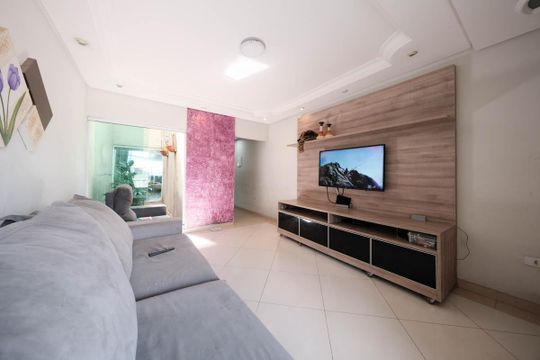 Sala de casa à venda com 3 quartos, 119m² em Jardim Fernandes, São Paulo