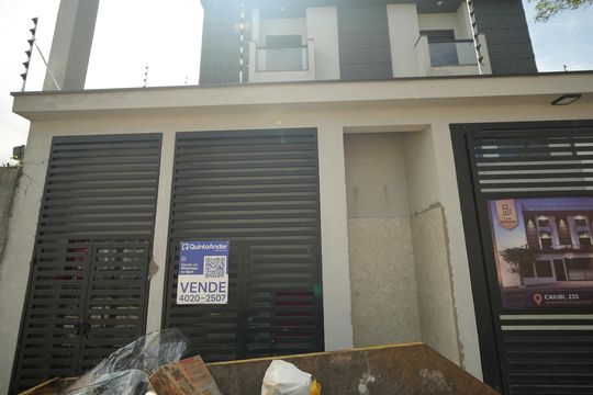 Placa de apartamento à venda com 2 quartos, 60m² em Jardim Pilar, Santo André