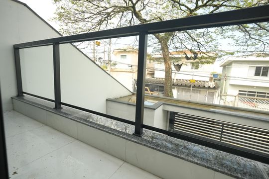 Sacada de apartamento à venda com 2 quartos, 60m² em Jardim Pilar, Santo André