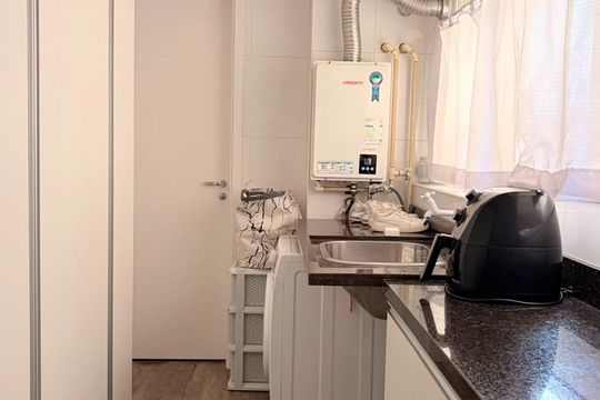 Área de serviço de apartamento à venda com 3 quartos, 182m² em Vila Rosalia, Guarulhos