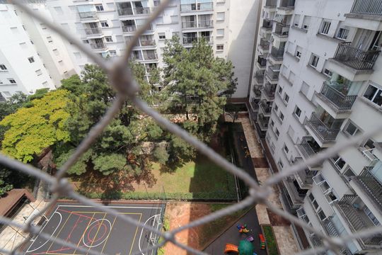 Varanda vista de apartamento à venda com 1 quarto, 71m² em Vila Castelo, São Paulo